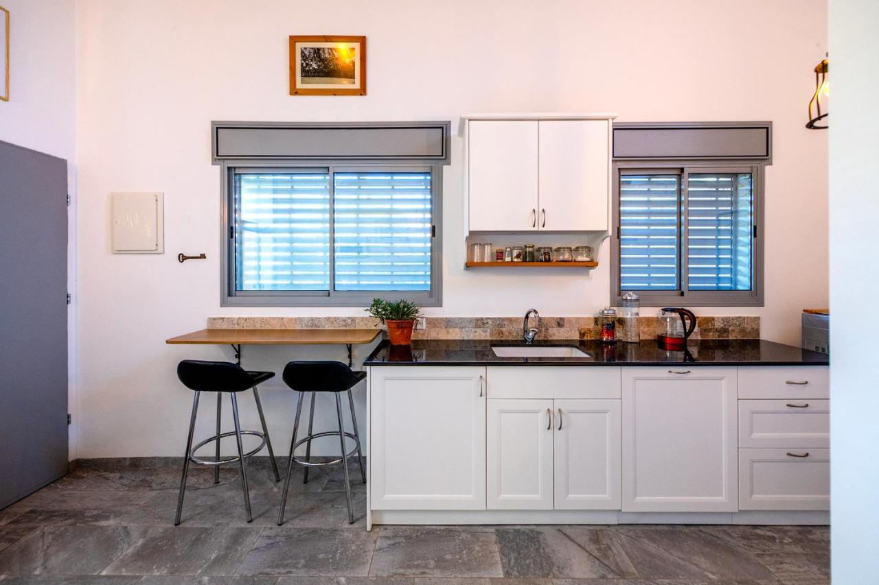 יער האלונים Apartment Ein Zivan Luaran gambar